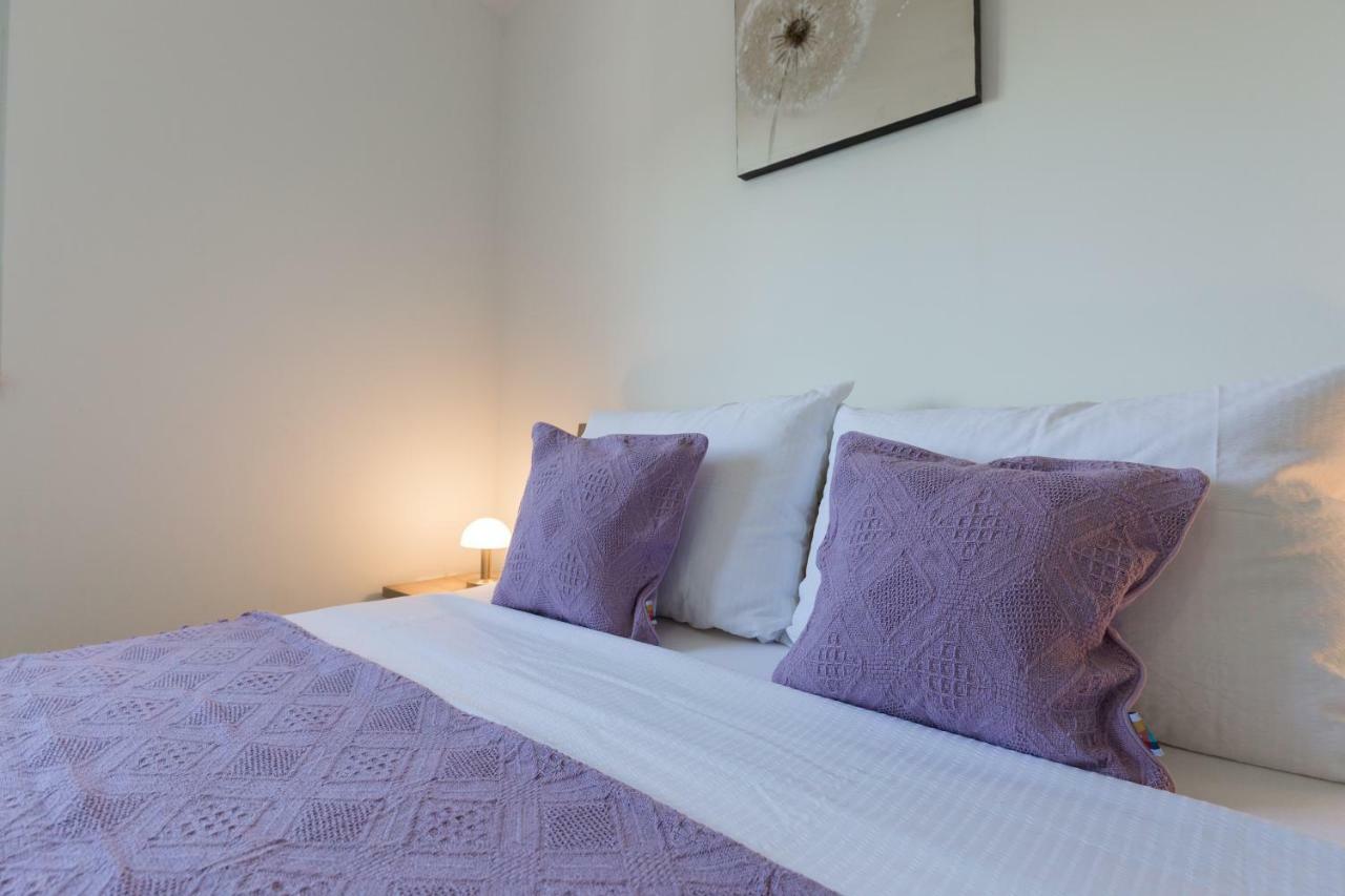 Modern And Spacious Apartment Бибинє Екстер'єр фото